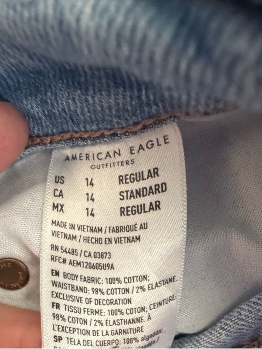 American Eagle Outfitters Light Blue Distressed 90’s Boot Cut Jeans - Picture 5 of 8